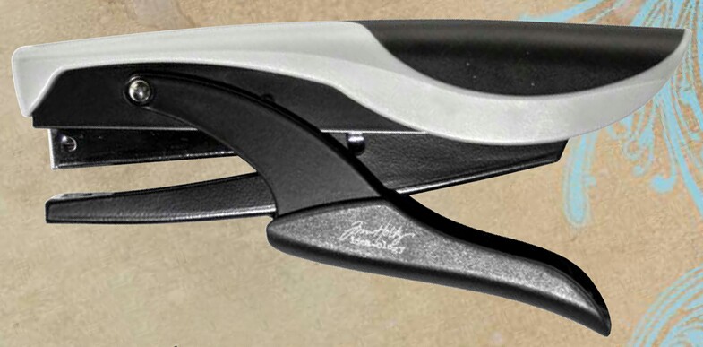 Tim Holtz Idea-ology - Tiny Attacher (Inc: 100 tiny staples)